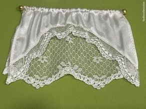 Casas de muñecas: Cortina con barra para cocina de casa de muñecas